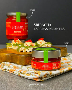 BESPHERE Sriracha Hot Sauce Pearls – Spicy & Flavorful Spheres – Ideal for Sushi, Woks, Pasta & Grilled Meats – Heat-Resistant – Gluten-Free – 50g