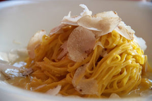 Italia Tartufi - Tagliatelle Pasta with White Truffles 1.33 LB (Egg Nest)